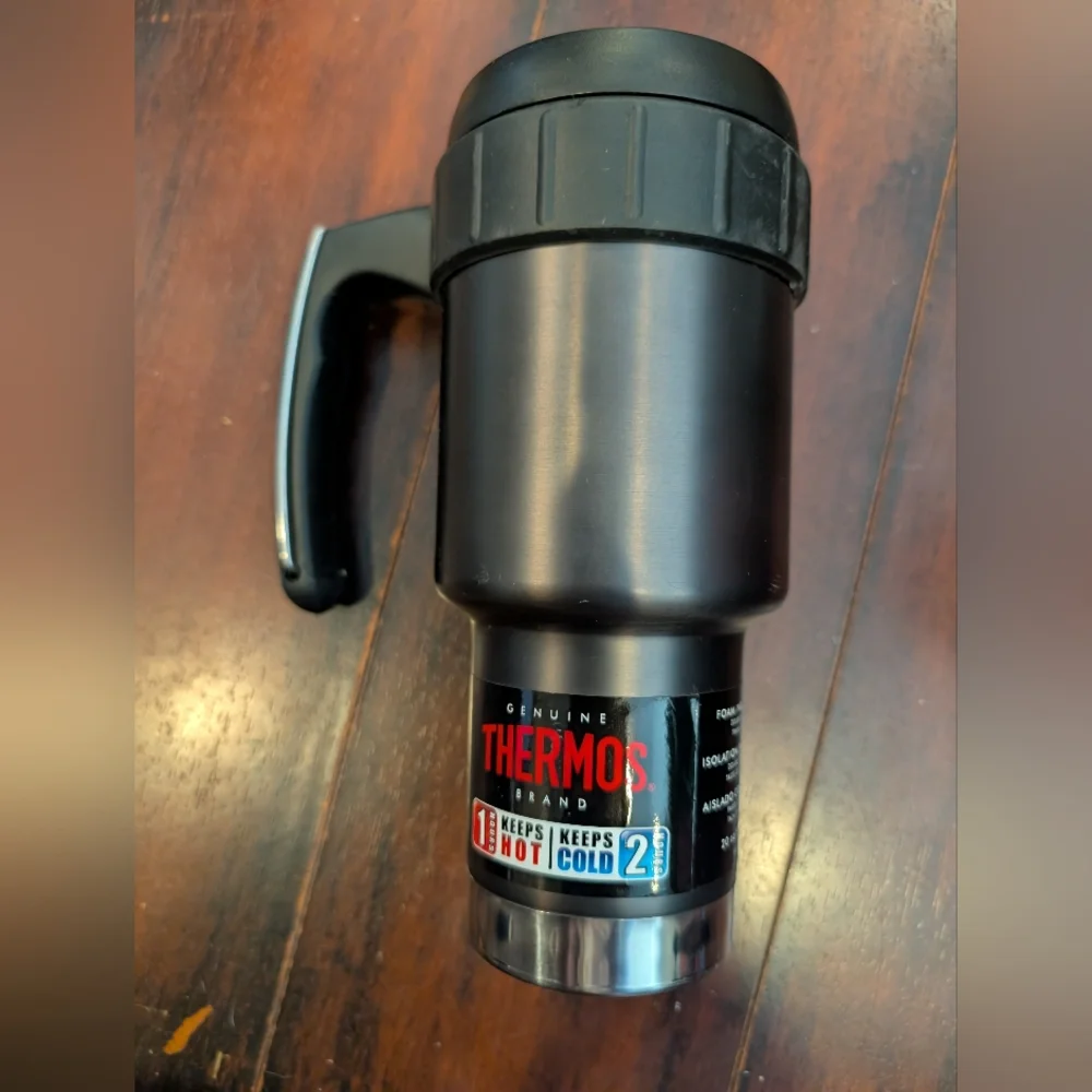 Thermos Black and Silver Insulated Mug